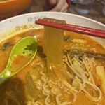 徐楊記 骨湯大碗 麻辣湯 - メニューには紹粉と記載されてました。太春雨かな？モチモチで美味しかったです！