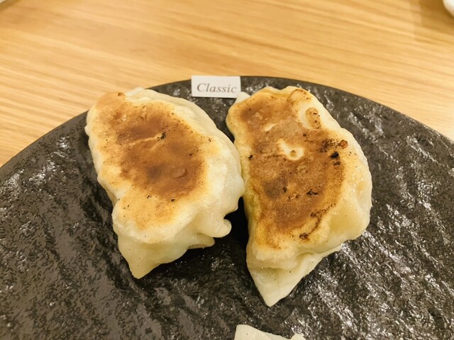 ギョウザページ 中評価】CGC ショッパーズプライス パリパリの羽根つき 餃子
