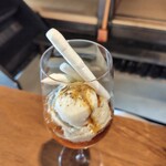 奥松阪 - ほうじ茶パフェ