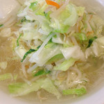 他には真似できない見た目も味も透き通るタンメン。