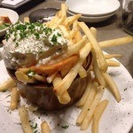 Porky's kitchen - こぼれポテト