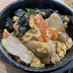 CHINESE DINING 瑞 - 豚肉と木耳の卵炒め丼