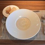 ビストロ ル・ボントン - ゴボウのクリームポタージュスープ