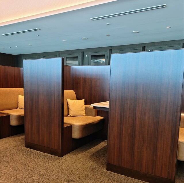 送料無料!ANA SUITE LOUNGE（全日空スイートラウンジ）利用券3枚綴り  