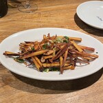 ジュウバー - サツマイモのスパイシーフライ