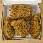 マクドナルド - 料理写真:2025.02.01 (土)    【期間限定】スパイシーチキンマックナゲット黒胡椒ガーリック（５個／コク深にんにくソース）280円（税込）