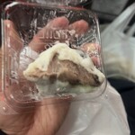 越後鶴屋 - 暗くて上手く撮れない…コシ餡が滑らかすぎる…