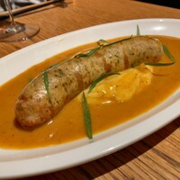 魚工房 としまや - 自家製海老ソーセージとラクサソース