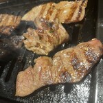 焼肉酒場ともさんかく - 