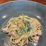 MATSU - たらの白子と水菜のパスタ。美味しくないわけがない。クリーミーで濃厚な白子と和風な味が合うー。