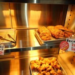 ウチニクBase お肉の卸 直売所 - 