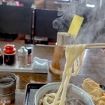 ヨコクラうどん - 冬に頂く温かい麺は最高