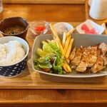 Kai食堂 - 日替わりランチ（ポークステーキセット）