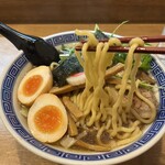 283598935 - これは旨そうな麺だ〜！