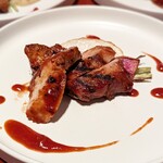 THE ROOF rooftop bar & bistro - 