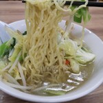 食堂 アサドラ - 麺はこんな感じです！