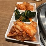 下鴨 大登龍 - キムチ盛り合わせ
