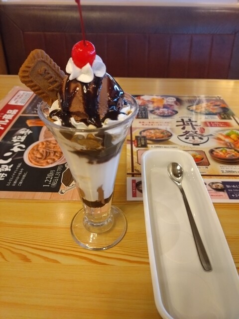 和食レストランとんでん 苫小牧店 - 青葉（ファミレス）の写真