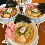 鶏そば さとる - 