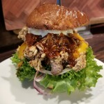 CHILLAX BURGERS&WINE - ミニプルドポークチーズバーガー