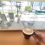 AiNA ORGANIC KITCHEN  Fukushima Ten - 熱拿鐵