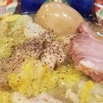 塩そば専門店 桑ばら - 鶏と生姜の煮込みそば