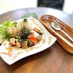 AiNA ORGANIC KITCHEN  Fukushima Ten - 鮪魚撲克碗