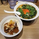 Rock’anDo - スタミナレバニラそば＋豚レバ丼