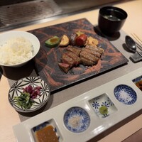 大阪鉄板焼き 神戸牛 TATARA - 