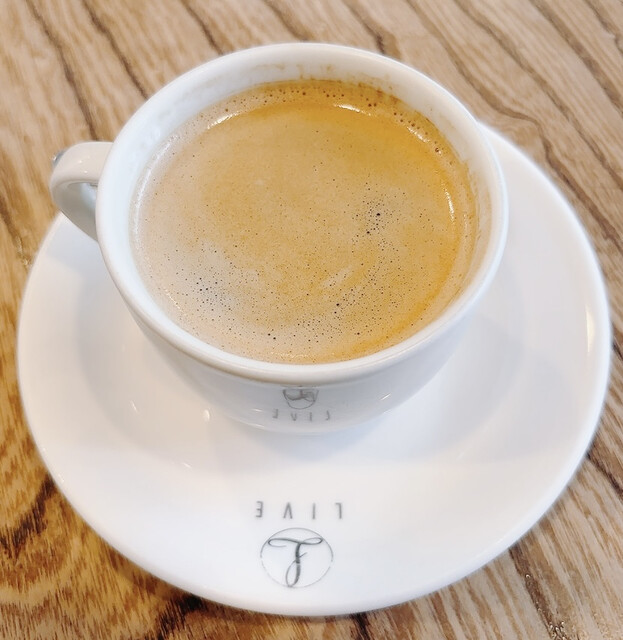 LIVE COFFEE Akihabara Ten photo 3