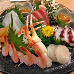 丸和 - 刺し盛り