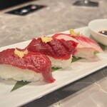 馬肉×ワイン 気まぐれバル 恵比寿 Whim - 3種の馬刺し握り