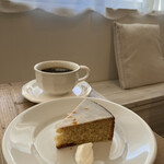 喫茶tton - オレンジアーモンドケーキ