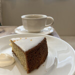 喫茶tton - ケーキの背中