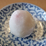 御菓子司　虎屋吉末 - 苺大福