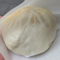 横浜中華街 北京飯店 - 五目肉まん@\600円