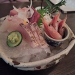 ごはんとお酒　なが坂 - 刺身五種盛り