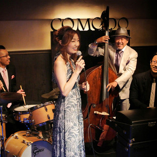 コモド バー ウィズ ジャズ_0