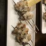 鳥王 - カキ串焼き