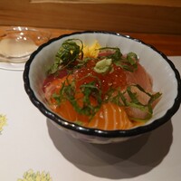 鮨天知州 - 特上ミニ海鮮丼