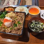 米沢牛炭火焼肉 上杉 - カルビ重ランチ1,430円