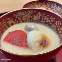日本料理 藤井 - 白みそ仕立ての雑煮