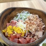 こめらく 海鮮茶漬けとおむすびと。 - 2025/1/31 モーニングで利用。中落ちと漬けまぐろ二色ごはん(1,280円)