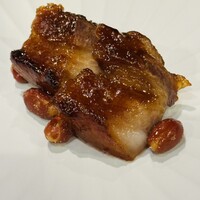 ON the TABLE CHINESE - 
