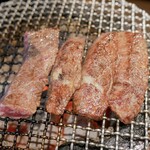 炭火焼肉ホルモンさわいし - 
