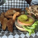 JEFF'S PIRATES COVE - 