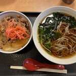 そば処吉野家 - 牛丼小盛そばセット969円