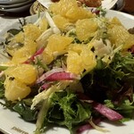 海鮮・鎌倉野菜 まつだ家 - はっさく入り鎌倉野菜サラダ