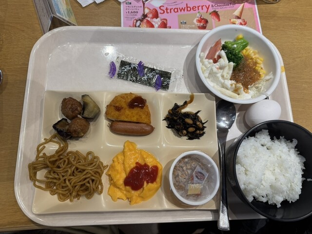 Cocos Hiragishi Ten - Misono/Family restaurant | Tabelog