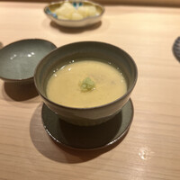 鮨 由う - 